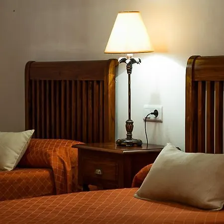 Apartamentos Plaza Cavana 5 Nerja Esterno foto